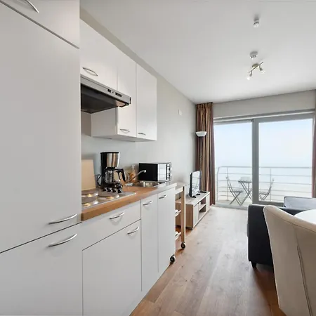 아파트 Cosy With Sea And Views *